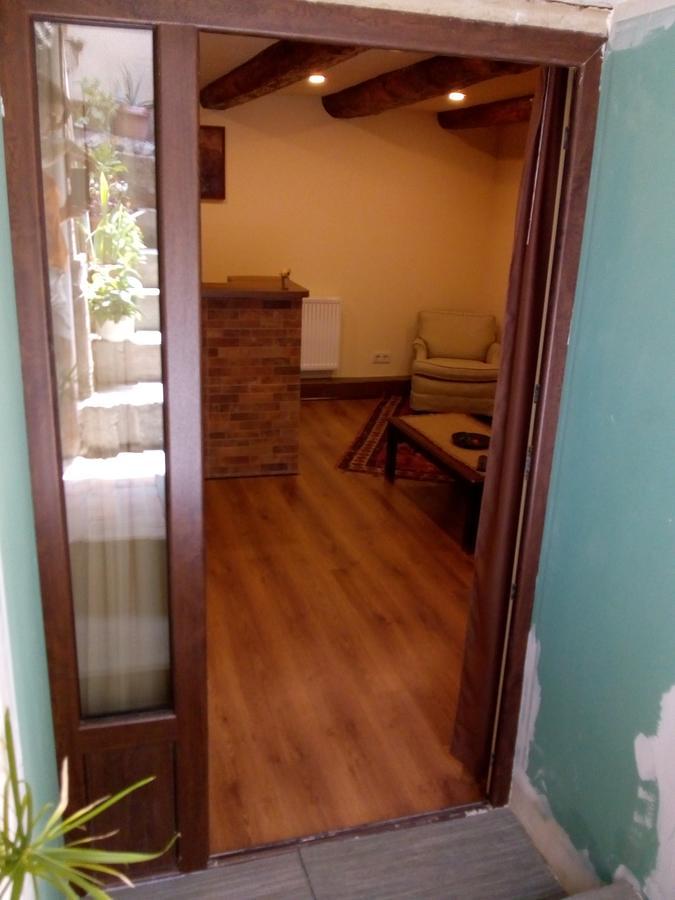 Low Budget Room With King Size Bed Tbilisi Luaran gambar